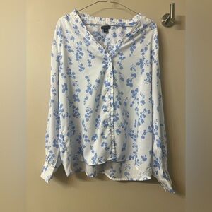 Ann Taylor White and Blue Floral Blouse